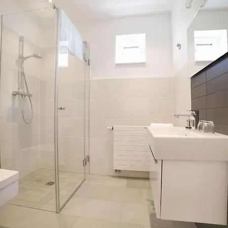 Hildegard Forum Guest house 3*